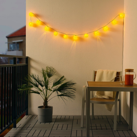 ikea solvinden svetodiodnaya girlyanda s 12 lampochkami batarejkami snaruzhi zheltaya