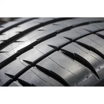 Anvelopa Vara Michelin Pilot Sport 4 235/40 Zr18 95Y XL