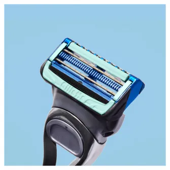 Aparat de ras Gillette Skinguard + 1 rezerva