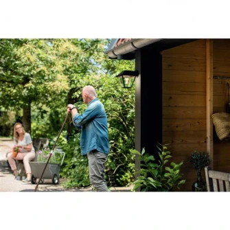 Aplica (felinar) cu brat de exterior Philips myGarden Alpenglow, Negru