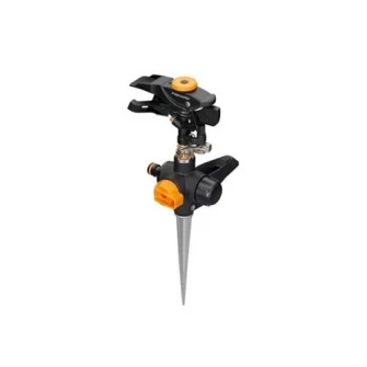 Aspersor pulsator cu picior Fiskars 1027029, cu mecanism on/off, picior metalic