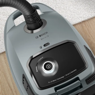 Aspirator cu sac Bosch Serie 6 BGB6X330, capacitate sac 4 L, sistem Remote Power Control, 700 W, fabricat in Germania, Grafit