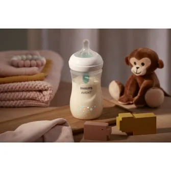 Biberon Philips Avent Natural Response SCY673/82, cu dispozitiv AirFree, 260 ml, tetina care functioneaza ca sanul mamei, cu debit 3, tetina fara scurgeri, +1 luni, model deco ursuleti, fara BPA, usor de curatat