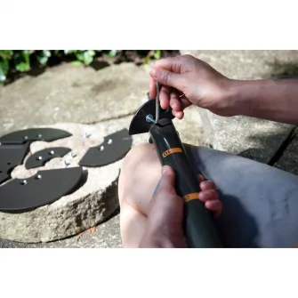 Burghiu de pamant Fiskars QuikDrill M, 1100 mm, 2150 g