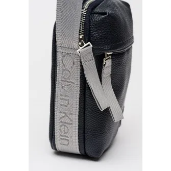 CALVIN KLEIN JEANS, Geanta crossbody din piele ecologica cu bareta textila, Gri, Albastru ultramarin