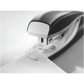 Capsator metalic Leitz WOW 5502 NeXXt Series, 30 coli, 200 capse P3 incluse, alb