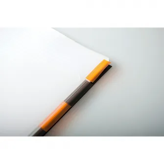 Carnet notite de birou cu spira Clairefontaine Rhodia, PP, 100% Reciclat si Reciclabil, Certificare PEFC, A4+, 160 pagini dictando, 4 perforatii pentru indosariere, 5 separatoare repozitionabile, Negru