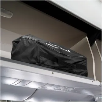 Carucior ultracompact, usor, pentru bebelusi Peg Perego Volo, compatibil avion, geanta transport inclusa, 0 - 22 kg, Mon Amour, Bej / Roz