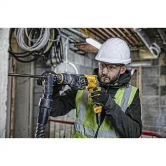 Ciocan rotopercutor Dewalt D25134K-QS,3 moduri de lucru, mandrina interschimbabila,diametrul maxim de gaurire 26 mm