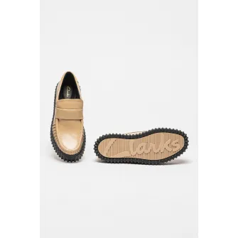 Clarks, Pantofi loafer de piele cu detalii plisate, Maro nisip, 4