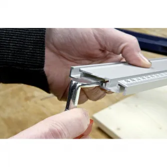 Clema de fixare rigla de precizie Line Master, KWB Professional