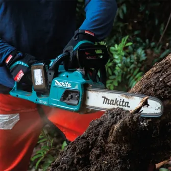 Drujba (fierastrau electric) cu lant pe acumulator Makita DUC355Z,2 X 18 V,lungime lama 35 cm,viteza lant 20 m/s,pas lant 3/8,canelura lant 1.1 mm,fara incarcator si acumulator in setul de livrare