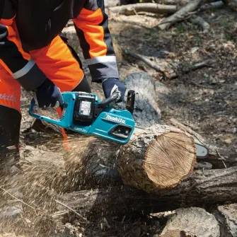 Drujba (fierastrau electric) cu lant pe acumulator Makita DUC355Z,2 X 18 V,lungime lama 35 cm,viteza lant 20 m/s,pas lant 3/8,canelura lant 1.1 mm,fara incarcator si acumulator in setul de livrare