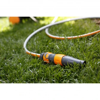 Duza medie pentru stropitGF Garden,jet ajustabil,capacitate 18 l/min,plastic