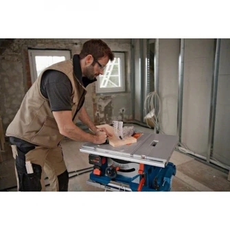 Ferastrau circular de banc pe acumulator Bosch Professional GTS 18V-216, 18 V, 216 mm diametru panza, 658x553 mm dimensiune maxima, 4500 RPM, panza fierastrau, acumulator, incarcator