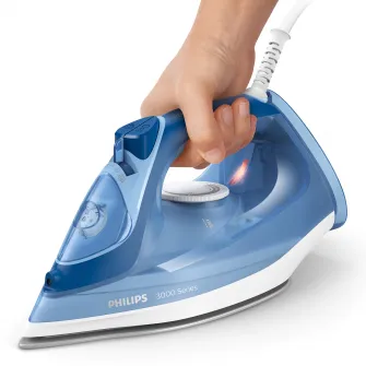 Fier de calcat Philips Seria 3000, putere 2400W, jet continuu de abur 40g/min, culoare albastru, rezervor de apa 300ml, talpa ceramica, oprire automata.