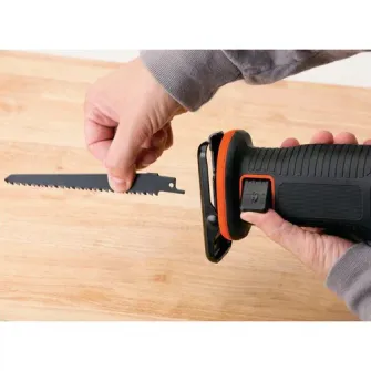 Fierasrau sabie pe acumulator Black  Decker BDCR18M1-QW, 18 V, 4 Ah, 3000 curse/min, 100 mm adancime maxima taiere