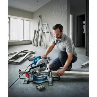 Fierastrau circular stationar Bosch Professional GCM 216, 1300 W, 216 mm diametru panza, 4800 RPM, 60 x 123 mm capacitate taiere 0°, panza fierastrau circular
