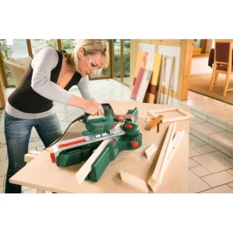 Fierastrau pendular Bosch PST 700 E COMPACT, 500 W, 3100 oscilatii/min, 70 mm adancime maxima taiere