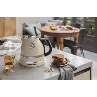 Fierbator electric KitchenAid Artisan Almond Crem 5KEK1522EAC, 2400W, 1.5l, Crem