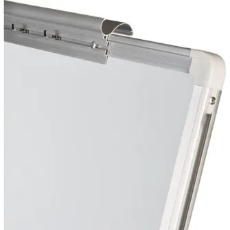 Flipchart magnetic A+, 70×100 cm si accesorii, markere, burete, spray, magneti