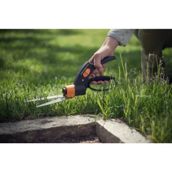 Foarfeca cu servo-mecanism pentru gazon Fiskars GS42, 322 mm, 260 g