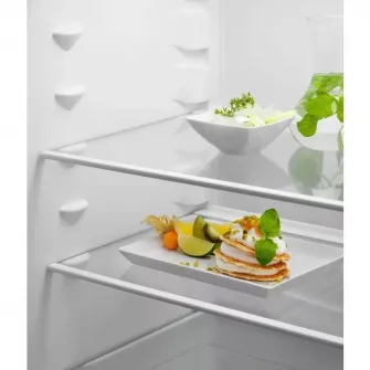 Frigider cu o usa incorporabil Electrolux LRB2AE88S, 142l, Clasa E, Usa reversibila, Dezghetare automata, H 88 cm