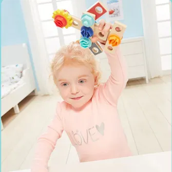 Jucarie de tras 2 in 1 M-Toys - Camion cu banc de lucru