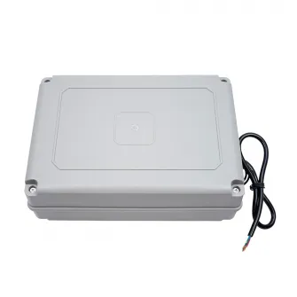 Kit automatizare porti batante PNI MAB300LR, cu 2 motoare 40W, telecomenzi si panou de control, fotocelule si lampa, lungime poarta 2 x 2.5m max, greutate poarta 200Kg