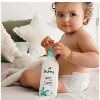 Lapte de corp hidratant pentru bebelusi Biolane, 98% ingrediente de origine naturala, 350 ml