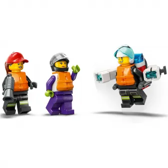 LEGO® City - Barca de salvare a pompierilor 60373, 144 piese