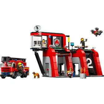 LEGO® City - Statie si camion de pompieri 60414, 843 piese