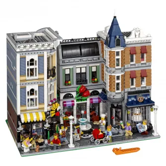 LEGO Creator Expert — Сборочный квадрат 10255, 4002 детали