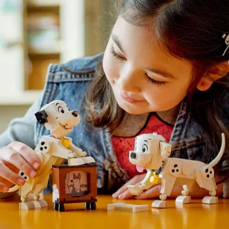 LEGO® Disney - Catelusii Lucky si Penny din 101 dalmatieni 43271, 268 piese