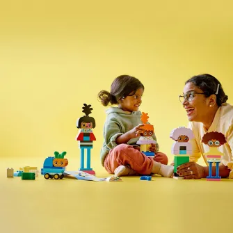 LEGO® DUPLO® - Oameni construibili cu emotii mari 10423, 71 piese