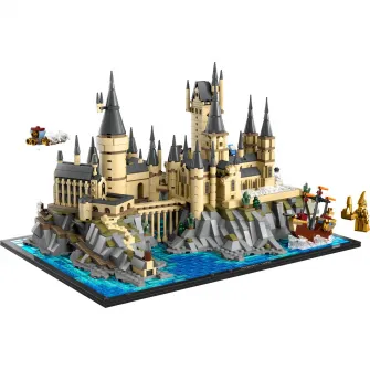 LEGO® Harry Potter TM - Castelul Hogwarts™ si imprejurimile 76419, 2660 piese