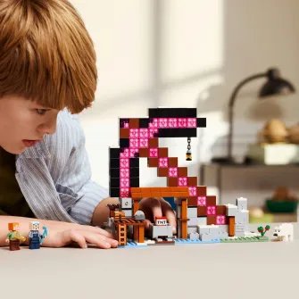 LEGO® Minecraft® - Mina Tarnacop 21277, 530 piese