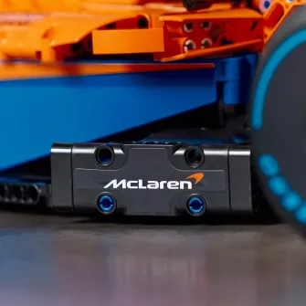 LEGO® Technic — гоночный автомобиль McLaren Formula 1 42141, 1432 детали