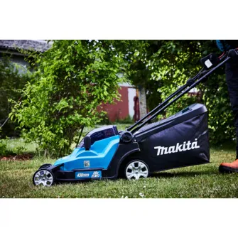 Masina de tuns gazon/iarba pe acumulator Makita DLM432Z,latime taiere 43 cm,inaltime taiere 20-75 mm,cos colector 50 l,functie taiere/colectare/mulcire,fara incarcator si acumulator in setul de livrare