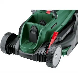 Masina de tuns gazon/iarba pe acumulator Bosch UniversalRotak 2x18V-37-550, 2x18 V, 37 cm latime lucru, inaltime de taiere 25-70 mm , 5 trepte de taiere sac colector 40 L, fara acumulator si incarcator in setul de livrare