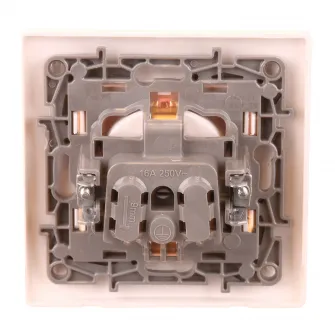 Priza simpla CP Legrand Niloe L396473, montaj incastrat, 16A, 250V, IP20, Alb