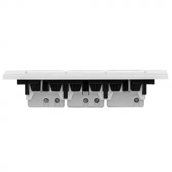 Priza tripla Gewiss 6M, pentru doza 6M, 16A, plastic, Alb