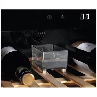 Racitor de vinuri incorporabil AEG AWUS052B5B, 145 l, 52 sticle, Control electronic, Rafturi lemn, Usa reversibila, Clasa G, H 82 cm, Negru