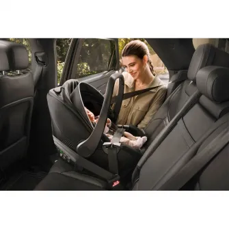 Scaun auto pentru copii Chicco Kory I-Size Plus Air Black, testat ADAC, 40-85 cm, 0 luni +