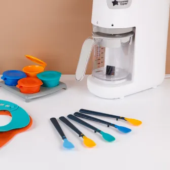 Set 5 lingurite Tommee Tippee, de la 4 luni, Multicolor