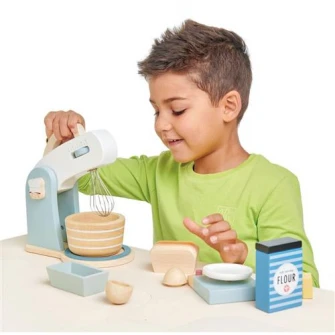 Set de joaca din lemn Tender Leaf Toys - Robot de bucatarie, 27 piese