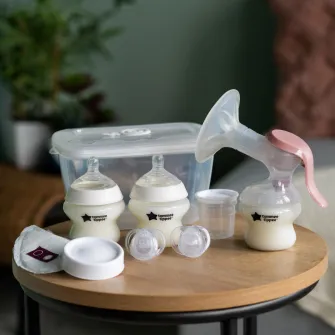 Set de pornire pentru alaptare Tommee Tippee Made for Me 2022: pompa de san manuala si accesorii, 0 luni +