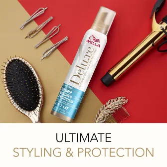 Spuma pentru par Wella Deluxe Wonder Volume  Protection cu fixare ultra puternica, Fixare: 5/5, 200 ml