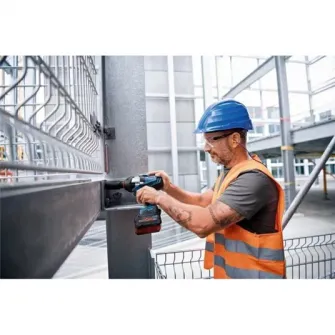 Surubelnita cu impact pe acumulator Bosch Professional GDS 18V-1050 H, 18 V, 1050 Nm cuplu maxi,, 1750 RPM, 2600 percutii/min, fara acumulator/incarcator, clema fixare pentru scara