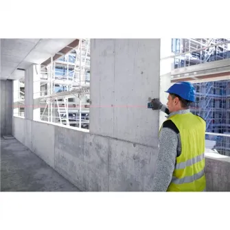 Telemetru laser Bosch 0601072Y00, 100 m domeniu maxim masurare, +/-1.5 mm/m precizie, 50 valori memorate, Bluetooth, curea mana, geanta protectie